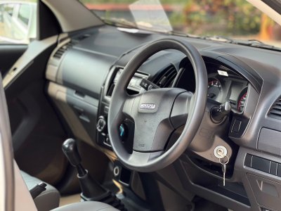 ISUZU DMAX 1.9 S ตอนเดียว MT YEAR 2019