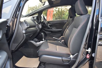 HONDA JAZZ 1.5 RS AT ปี 2018