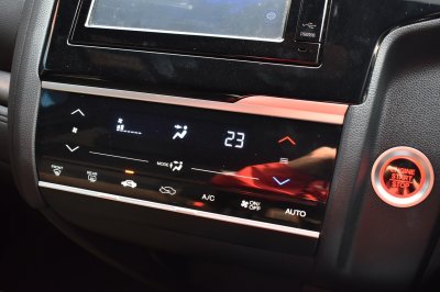 HONDA JAZZ 1.5 RS AT ปี 2018