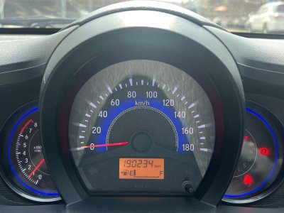HONDA MOBILIO 1.5 V AT YEAR 2016