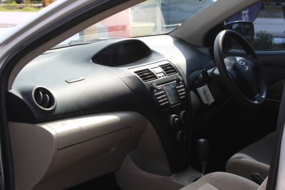 TOYOTA VIOS 1.5 E AT YEAR 2009