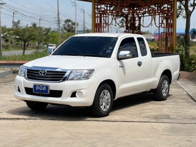 TOYOTA VIGO cab 2.7 CNG MT ปี 2013