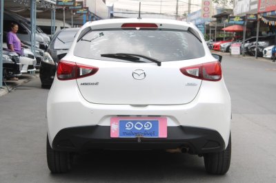MAZDA 2 1.3 sport high hatchback AT ปี 2017 MAZDA 2 1.3 sport high hatchback AT ปี 2017