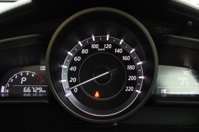 MAZDA 2 1.3 sport high hatchback AT ปี 2017 MAZDA 2 1.3 sport high hatchback AT ปี 2017