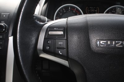 ISUZU DMAX 4ประตู 1.9 Hi-lander Z ปี 2017