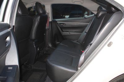 TOYOTA ALTIS 1.8 E Sport  AT YEAR 2018