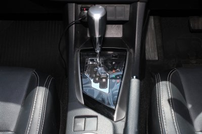 TOYOTA ALTIS 1.8 E Sport  AT YEAR 2018