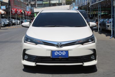 TOYOTA ALTIS 1.8 E Sport  AT YEAR 2018