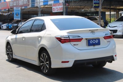 TOYOTA ALTIS 1.8 E Sport  AT YEAR 2018