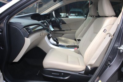 HONDA ACCORD 2.4 TECH ปี 2014