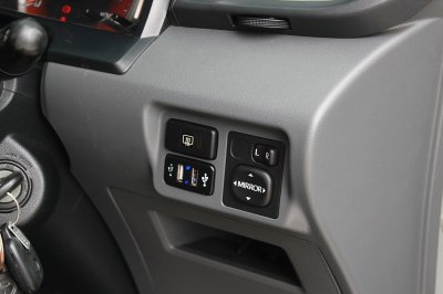 TOYOTA AVANZA 1.5 S AT ปี 2013