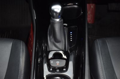 TOYOTA CHR 1.8 HV HI (Hybrid) AT ปี 2020