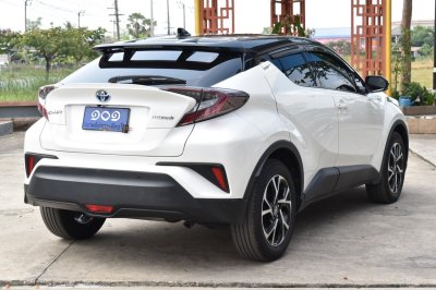 TOYOTA CHR 1.8 HV HI (Hybrid) AT ปี 2020