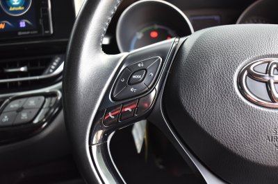 TOYOTA CHR 1.8 HV HI (Hybrid) AT ปี 2020