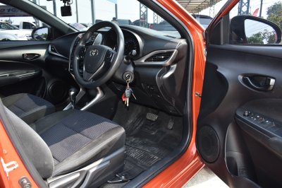 TOYOTA YARIS 1.2 E AT YEAR 2018