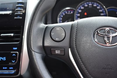 TOYOTA YARIS 1.2 E AT YEAR 2018