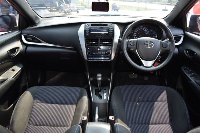 TOYOTA YARIS 1.2 E AT YEAR 2018