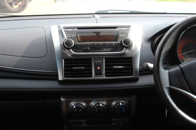 TOYOTA YARIS 1.2 J AT ปี 2014