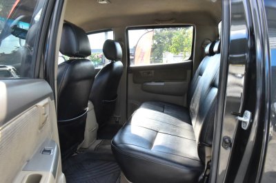 TOYOTA VIGO 4DR 2.5 E VNT Prerunner (ABS/Navi) MT YEAR 2013