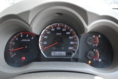 TOYOTA VIGO 4DR 2.5 E VNT Prerunner (ABS/Navi) MT YEAR 2013