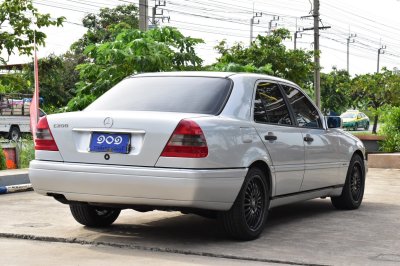 BENZ C200 2.0 classic AT ปี 1997
