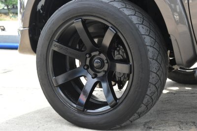 MITSUBISHI PAJERO 2.4 GLS MT YEAR 2014