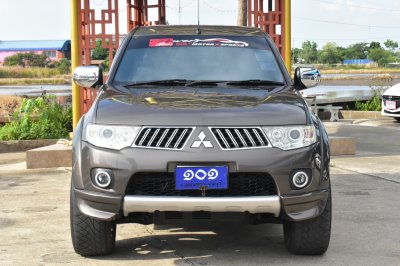 MITSUBISHI PAJERO 2.4 GLS MT YEAR 2014