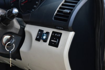 MITSUBISHI PAJERO 2.4 GLS MT YEAR 2014