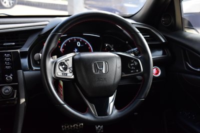 HONDA CIVIC  1.5 turbo RS HATCHBACK (FK) AT YEAR 2021