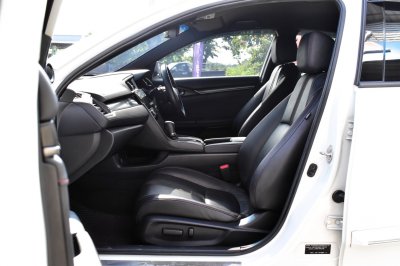 HONDA CIVIC  1.5 turbo RS HATCHBACK (FK) AT YEAR 2021