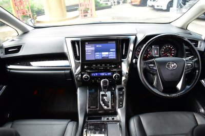 TOYOTA ALPHARD 2.5 S C Package AT ปี 2023