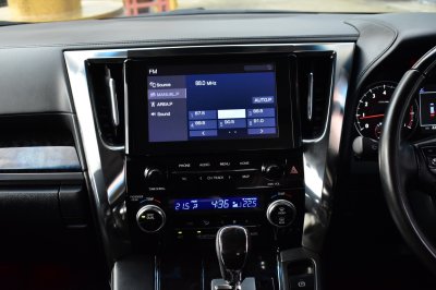 TOYOTA ALPHARD 2.5 S C Package AT ปี 2023