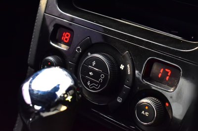 PEUGEOT RCZ 1.6 AT YEAR 2012