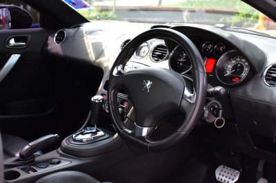 PEUGEOT RCZ 1.6 AT YEAR 2012