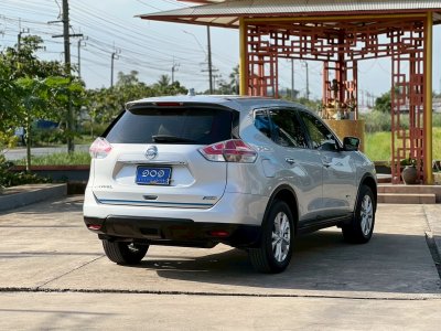 NISSAN XTRAIL 2.0 Hybrid AT ปี 2017