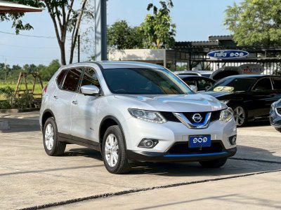 NISSAN XTRAIL 2.0 Hybrid AT ปี 2017