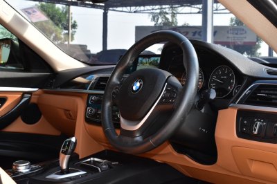 BMW 320d 2.0 GT LUXURY AT YEAR 2019