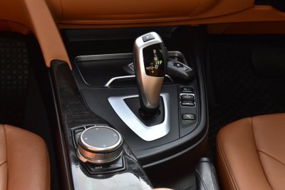 BMW 320d 2.0 GT LUXURY AT YEAR 2019