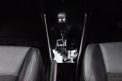 TOYOTA YARIS ATIV 1.2 sport AT YEAR 2020