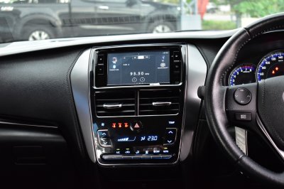 TOYOTA YARIS ATIV 1.2 sport AT YEAR 2020