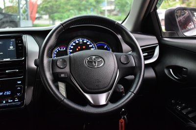 TOYOTA YARIS ATIV 1.2 sport AT YEAR 2020