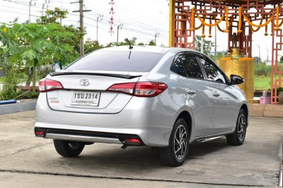 TOYOTA YARIS ATIV 1.2 sport AT YEAR 2020