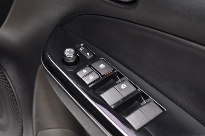 TOYOTA YARIS ATIV 1.2 sport AT YEAR 2020