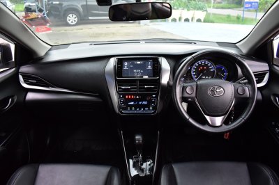 TOYOTA YARIS ATIV 1.2 sport AT YEAR 2020