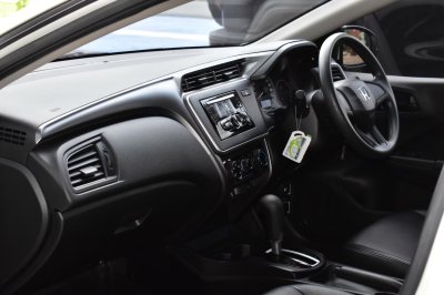 HONDA CITY 1.5 S AT YEAR 2018