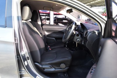 MITSUBISHI ATTRAGE 1.2 GLX AT YEAR 2015