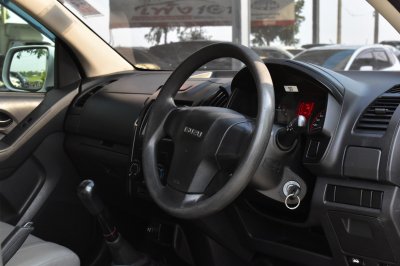 ISUZU DMAX 3.0 S Single cab MT YEAR 2019