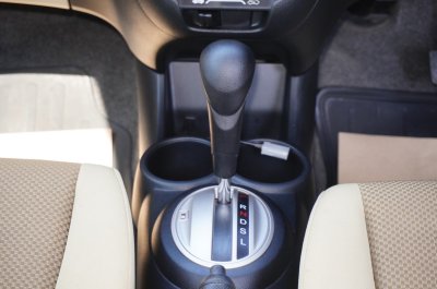 HONDA BRIO 1.2 S AT YEAR 2012