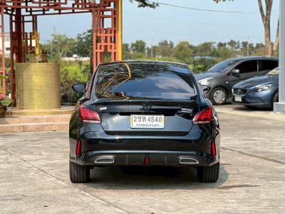 MG 5 1.5 X sunroof	AT YEAR 2021