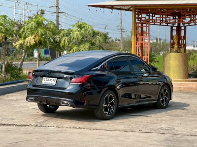 MG 5 1.5 X sunroof	AT YEAR 2021